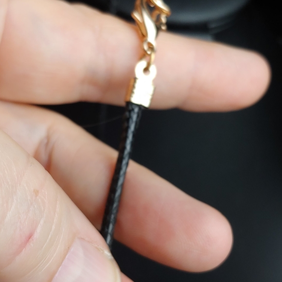 Necklace & earring set - Picture 6 of 6